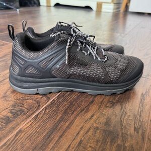 Keen Size 8.5 Terradora Ii Vent Hiking Shoes